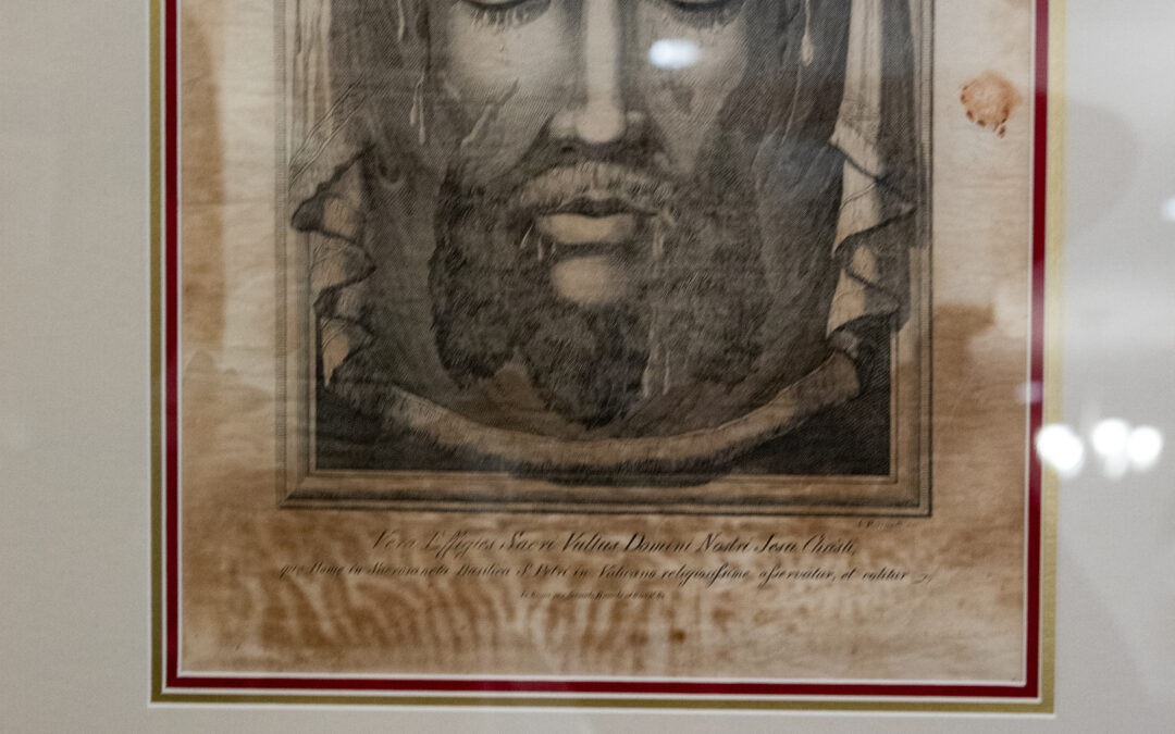 Vatican Sanctioned Holy Face of Jesus Relic: Featuring Mary Mutti